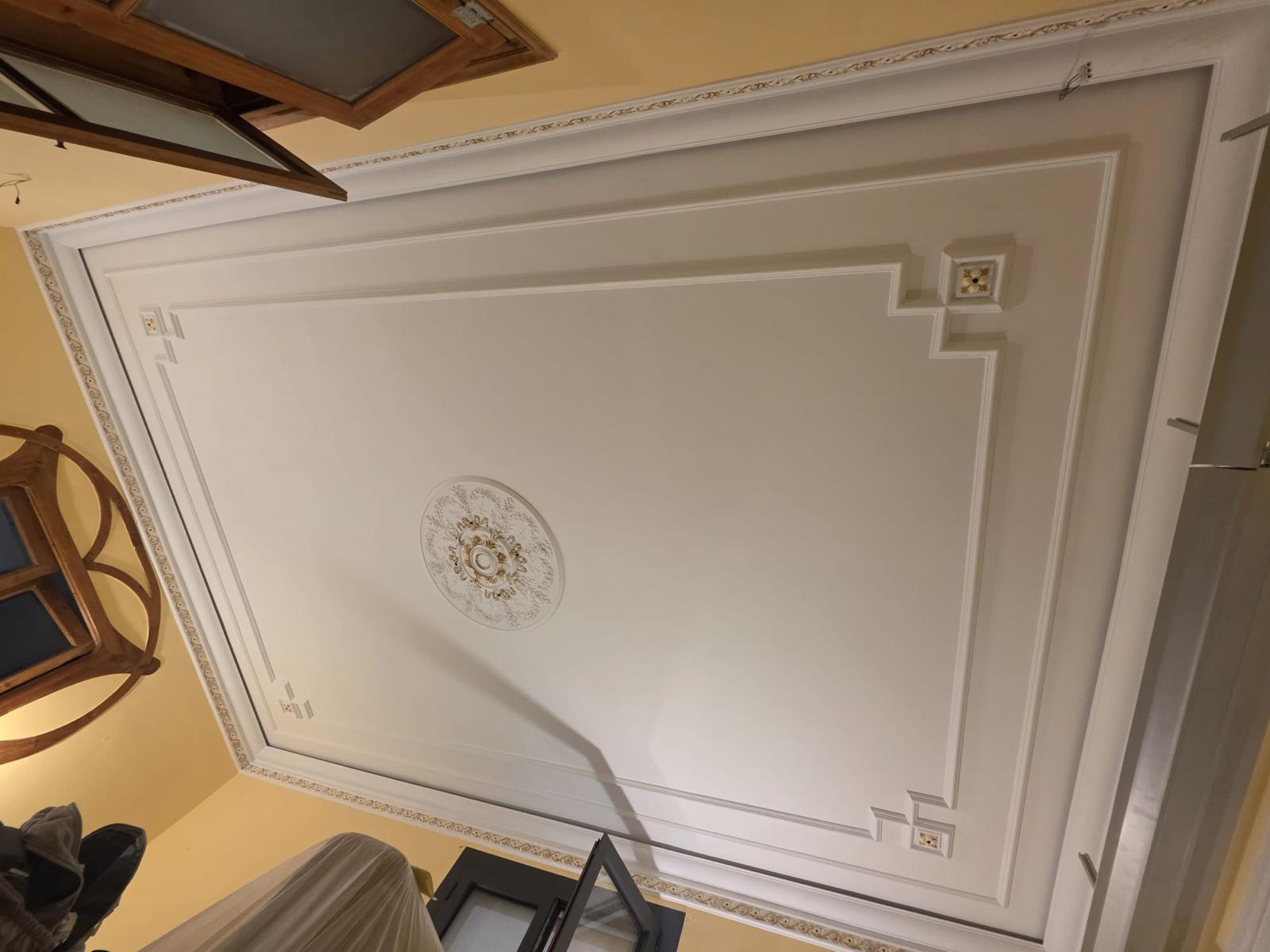 How to Brief an Installer for Decorative Mouldings and Wall Panels