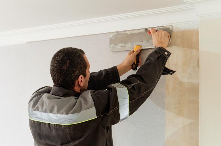 High Skirting Boards for Modern Interiors: What Should You Consider?